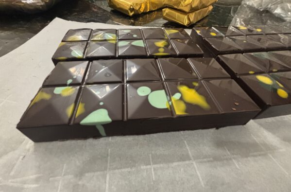 Dubai dark chocolate bar large