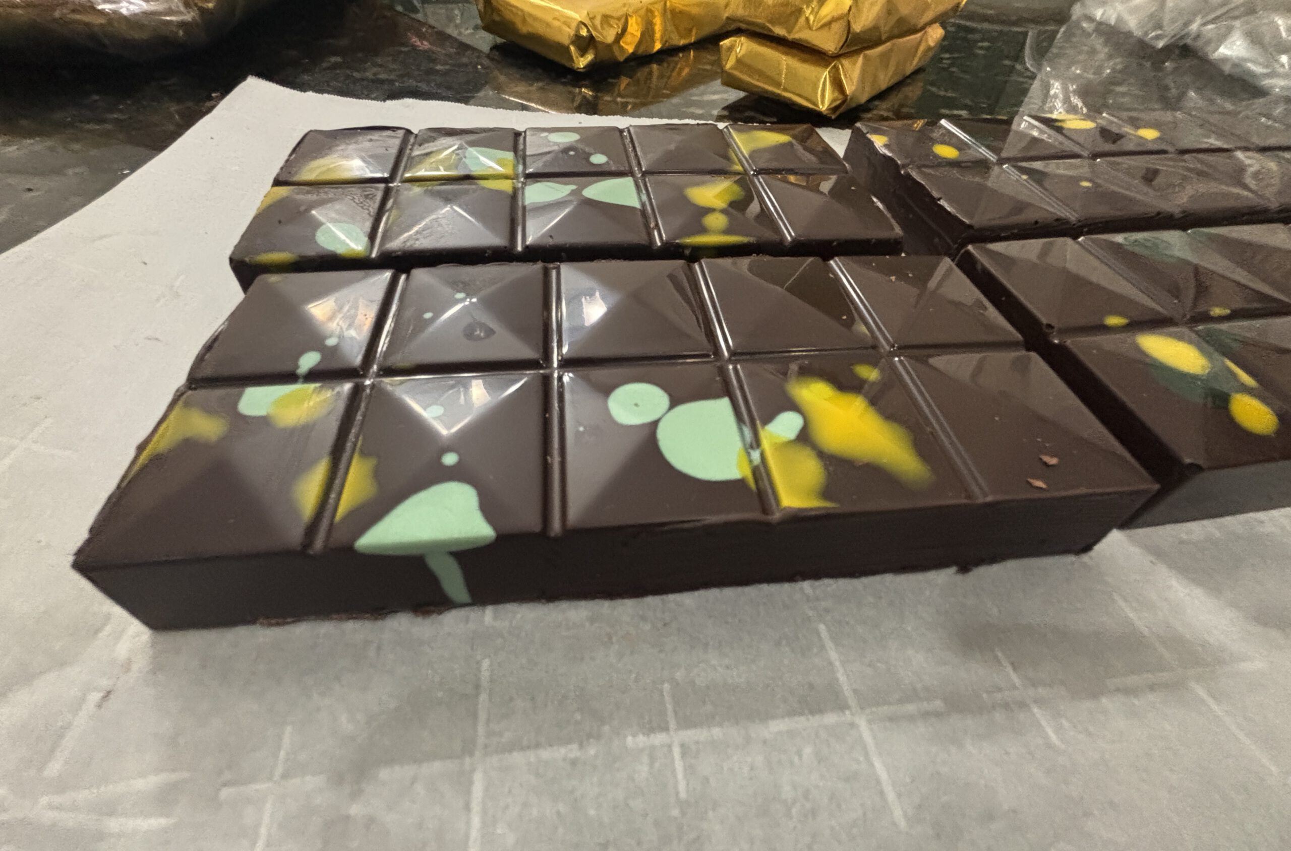 Dubai dark chocolate bar large