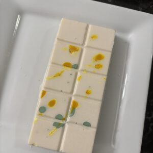 Vegan Dubai-style white chocolate bar