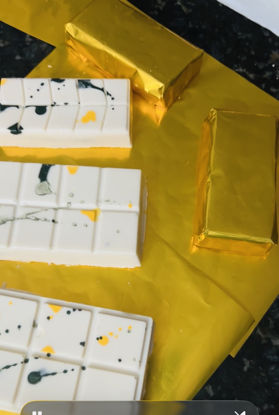 Dubai-Style White Chocolate Bar- Large - Image 5